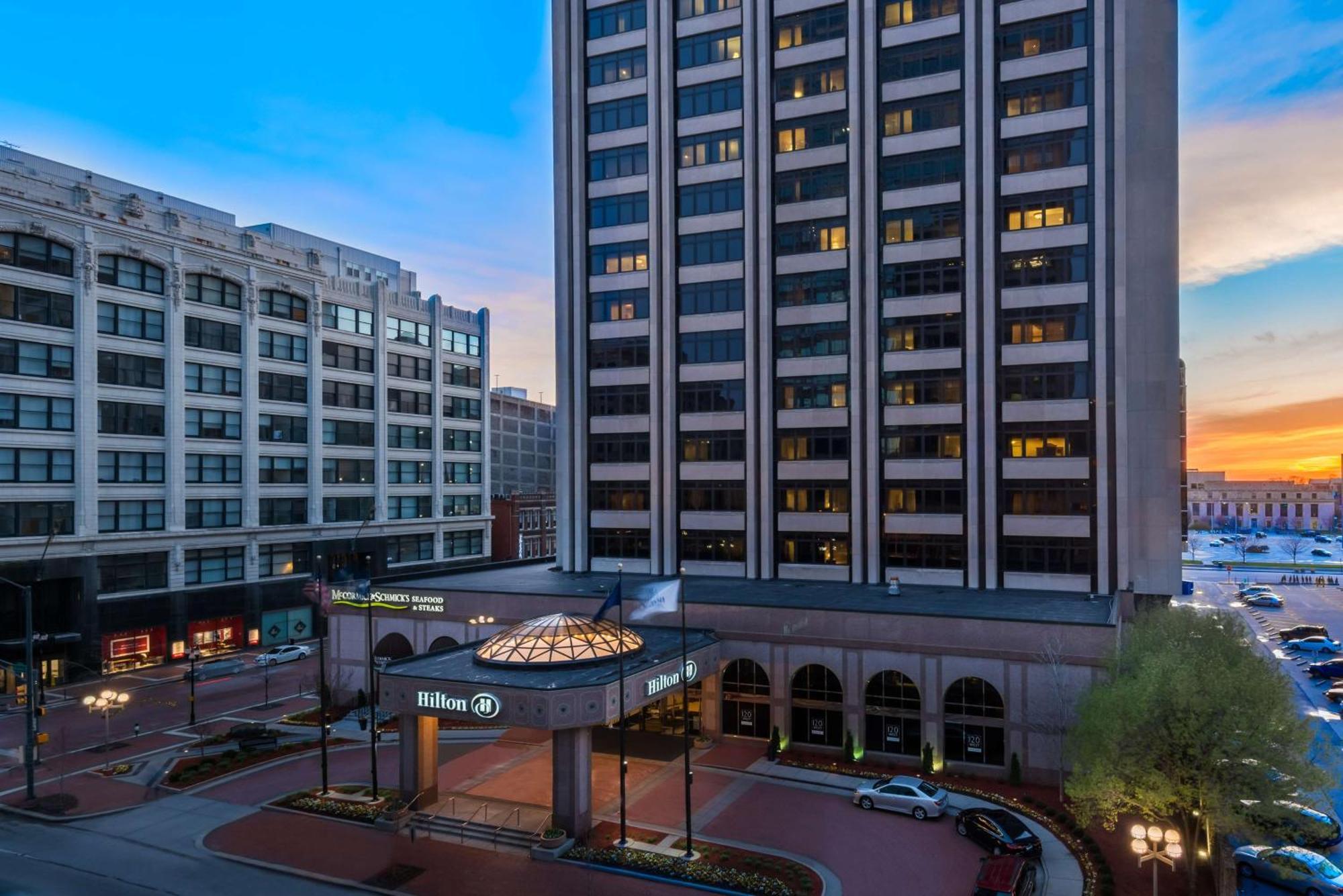 Hilton Indianapolis Hotel & Suites Indianápolis Exterior foto